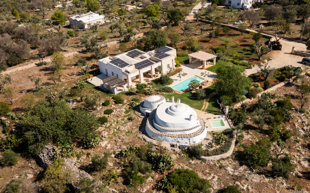 Trullo Padronale: Amenities, Building Exterior, Garden, Kitchen, Main Entrance, Outdoor, Spring, Summer