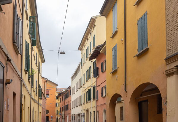 Senzanome Escape: Estate, Esterni, Primavera