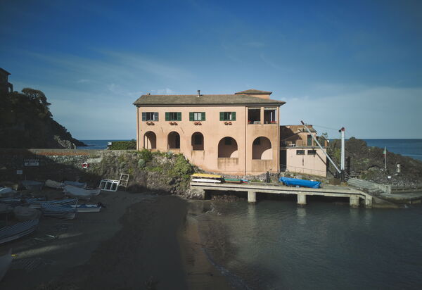 Villa Pedra: Activities, Balcony / Terrace / Patio, Building Exterior, Facilities, Garden, Kitchen, Main Entrance, Spring, Summer