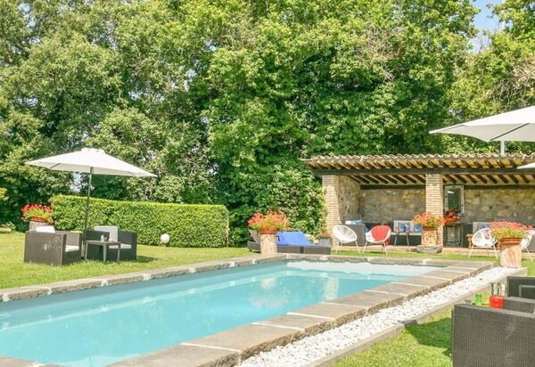 Torre Vitagliano Resort: Attività, Benessere, Caratteristiche, Entrata Principale, Estate, Esterni, Giardino, Primavera