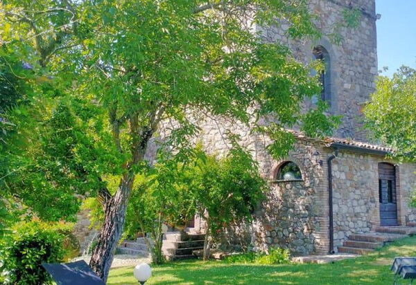 Torre Vitagliano Resort: Attività, Benessere, Caratteristiche, Entrata Principale, Estate, Esterni, Giardino, Primavera