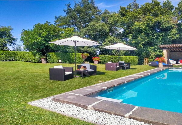 Torre Vitagliano Resort: Attività, Benessere, Caratteristiche, Entrata Principale, Estate, Esterni, Giardino, Primavera