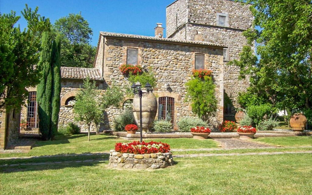 Torre Vitagliano Resort: Activities, Amenities, Building Exterior, Garden, Main Entrance, Spring, Summer, Wellness