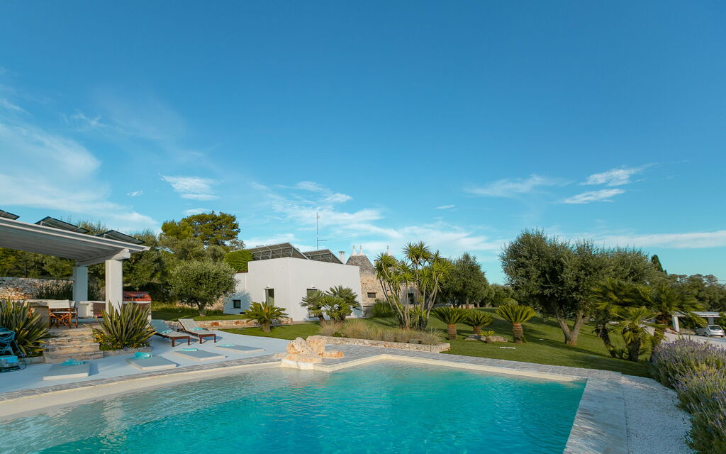 Villa Bernardi: Amenities, Balcony / Terrace / Patio, Building Exterior, Facilities, Garden, Outdoor, Pool, Spring, Summer, Wellness