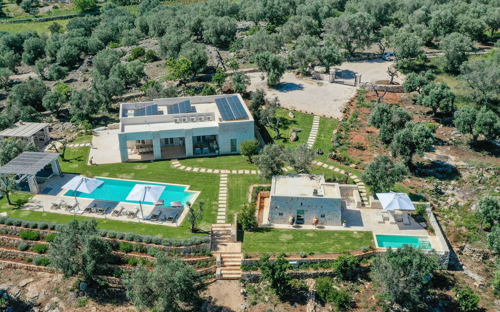 Lamia Padronale: Caratteristiche, Dettagli della stanza, Estate, Esterni, Giardino, Piscina, Primavera
