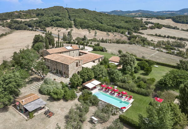 Villa San Gioacchino: all'aperto, Cucina, Entrata Principale, Estate, Esterni, Piscina, Primavera