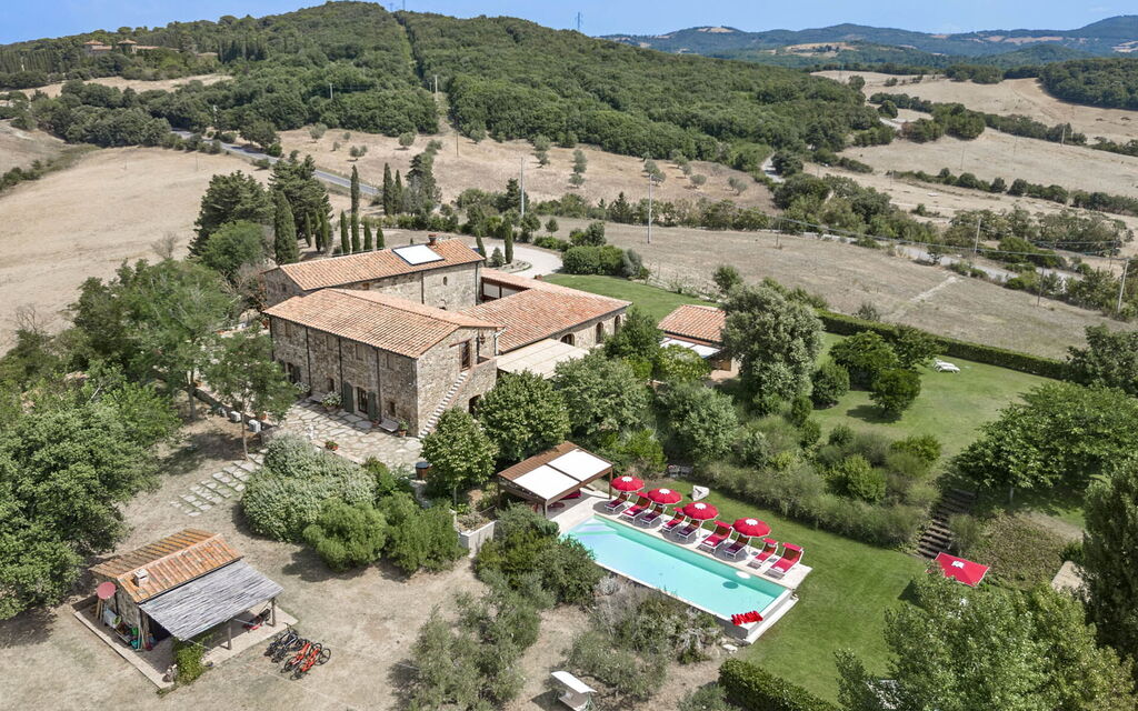 Villa San Gioacchino: all'aperto, Cucina, Entrata Principale, Estate, Esterni, Piscina, Primavera