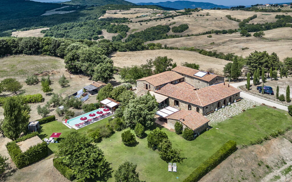 Villa San Gioacchino: all'aperto, Cucina, Entrata Principale, Estate, Esterni, Piscina, Primavera
