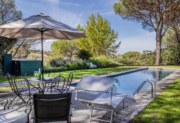 Villa Orange Rome: Amenities, Balcony / Terrace / Patio, Building Exterior, Facilities, Garden, Outdoor, Pool, Room Detail, Spring, Summer