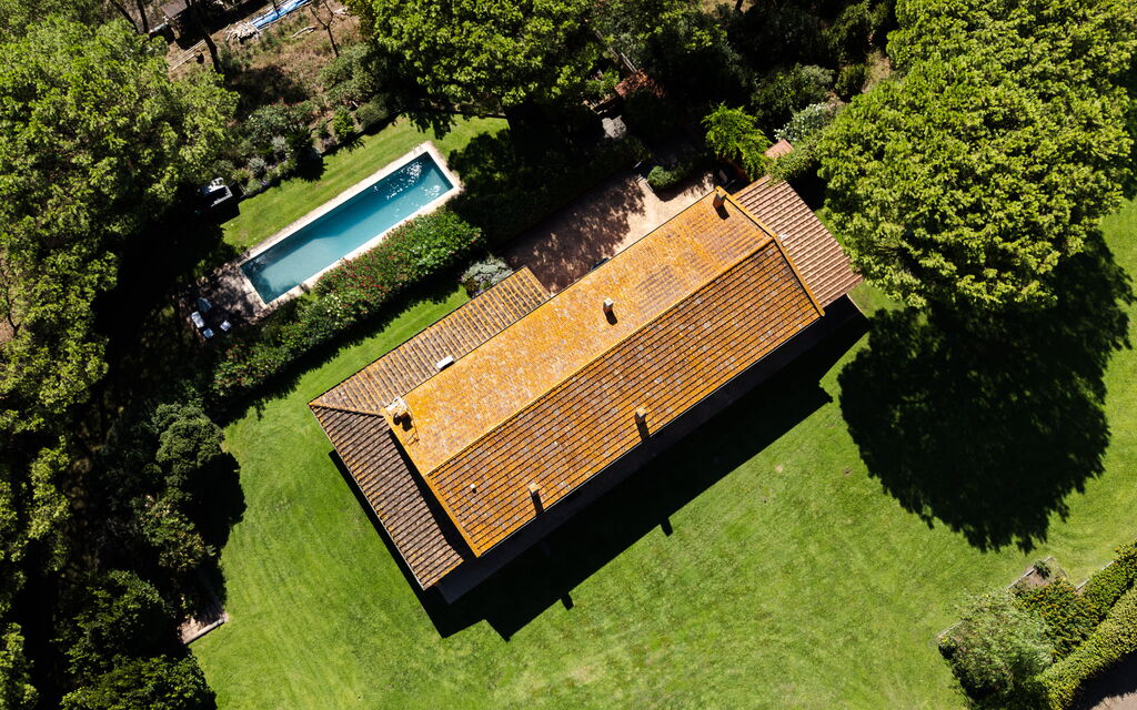 Villa Orange Rome: Amenities, Balcony / Terrace / Patio, Building Exterior, Facilities, Garden, Outdoor, Pool, Room Detail, Spring, Summer