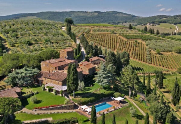 Villa Cavresa: Amenities, Building Exterior, Outdoor, Room Detail, Spring, Summer