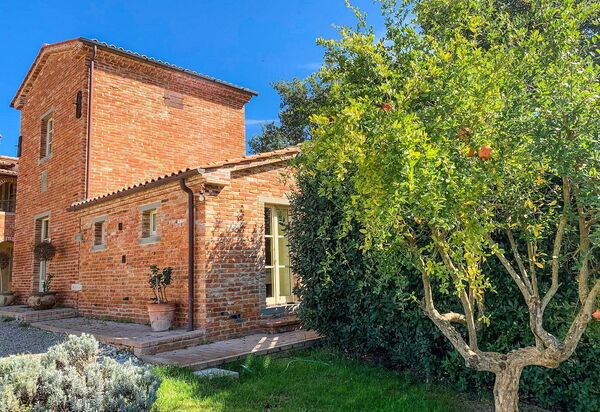 Casale Cardini: all'aperto, Attività, Caratteristiche, Estate, Esterni, Primavera