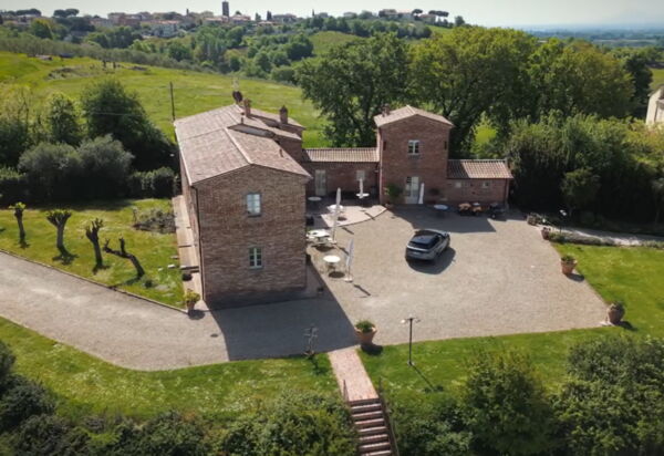 Casale Cardini: all'aperto, Attività, Caratteristiche, Estate, Esterni, Primavera