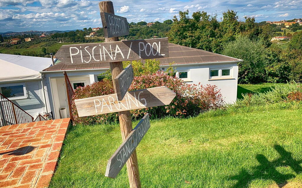 Casale Cardini: Activities, Amenities, Building Exterior, Outdoor, Spring, Summer