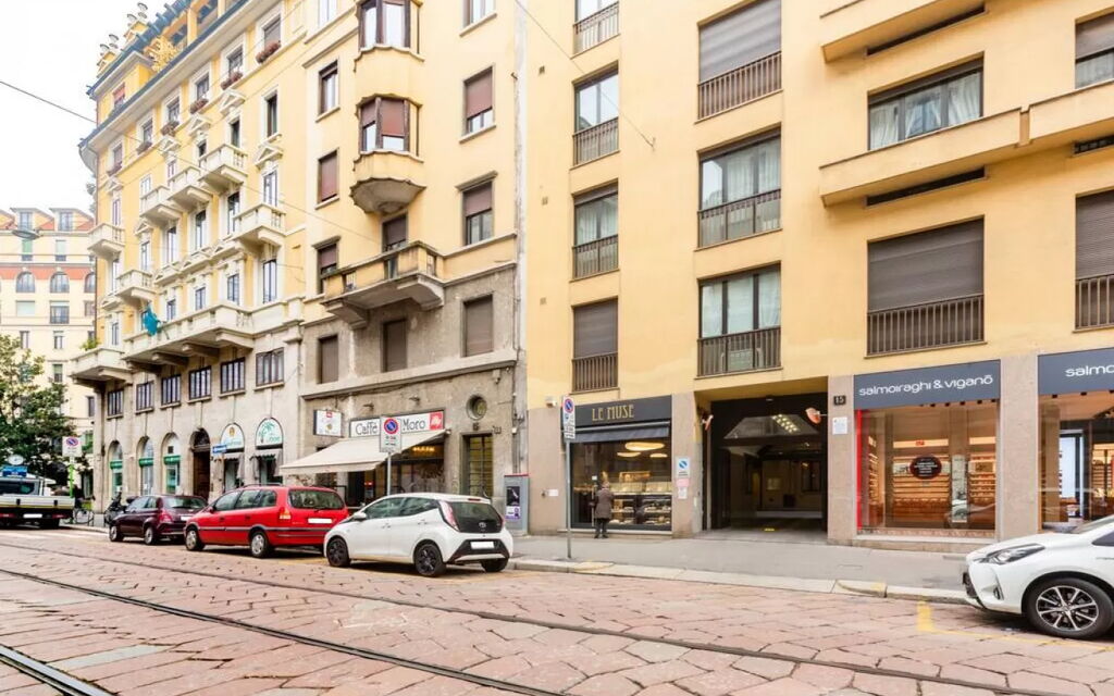 Battisti Retreat: Città, Entrata Principale, Esterni