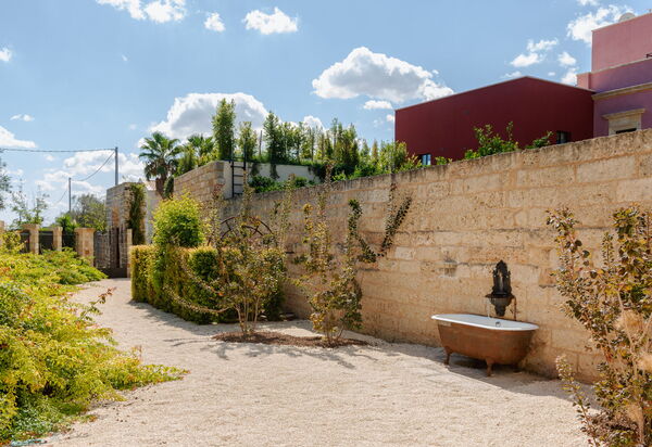 Villa Arabesque: Activities, Balcony / Terrace / Patio, Building Exterior, Hot Tub, Main Entrance, Outdoor, Pool, Spring, Summer