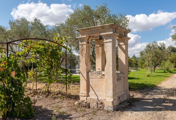 Villa Arabesque: Activities, Balcony / Terrace / Patio, Building Exterior, Hot Tub, Main Entrance, Outdoor, Pool, Spring, Summer