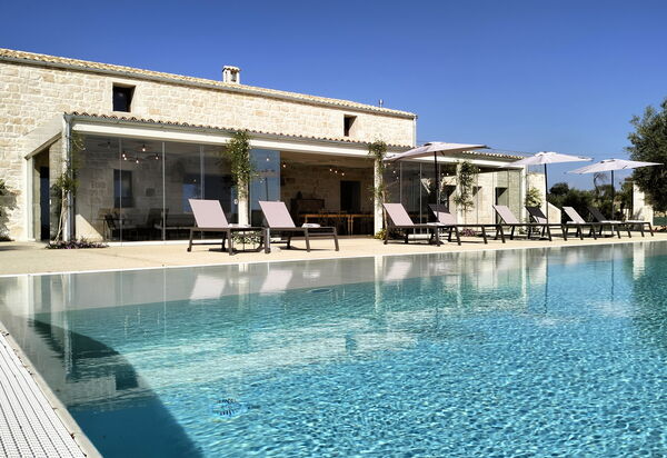 Villa Love: Bedroom, Building Exterior, People, Pool, Spring, Summer, Wellness