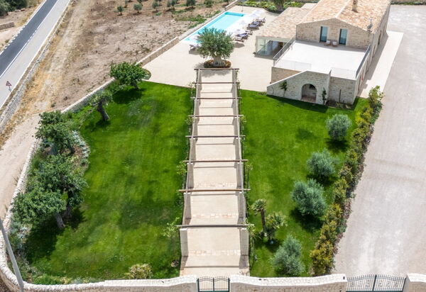 Villa Love: Bedroom, Building Exterior, People, Pool, Spring, Summer, Wellness