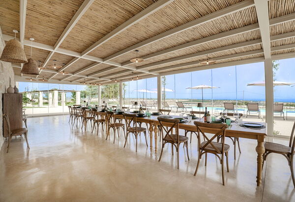 Villa Love: Bedroom, Building Exterior, People, Pool, Spring, Summer, Wellness