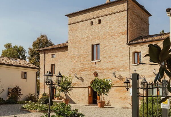 Villa la Modenese: Estate, Esterni, Giardino, Piscina, Primavera