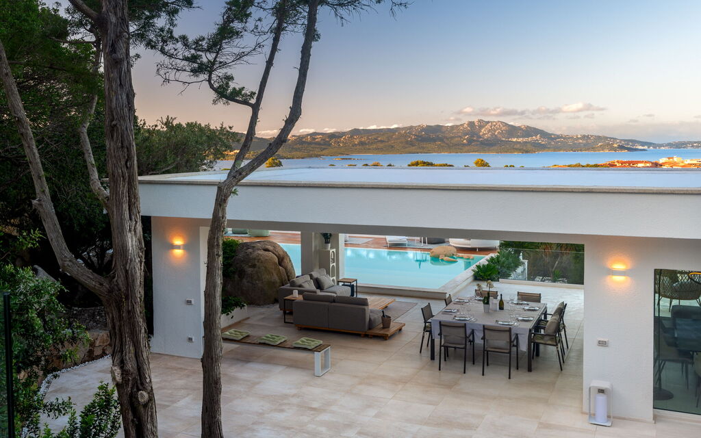 Villa Crystal