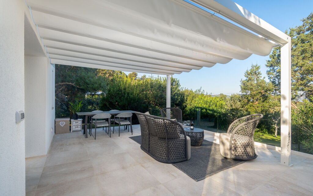 Villa Crystal