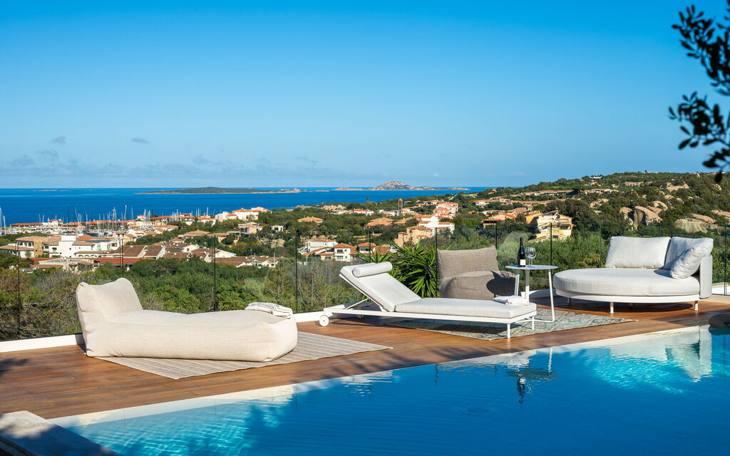 Villa Crystal: all'aperto, Altra Stanza, Benessere, Estate, Esterni, Piscina, Primavera