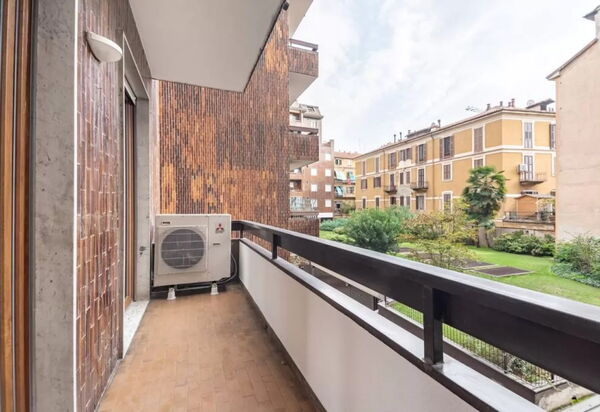 Lambro Escape: Activities, Balcony / Terrace / Patio, Building Exterior, City, Main Entrance, Spring, Summer