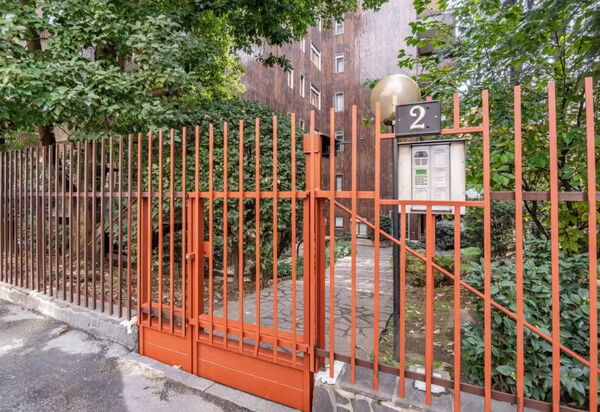 Lambro Escape: Activities, Balcony / Terrace / Patio, Building Exterior, City, Main Entrance, Spring, Summer