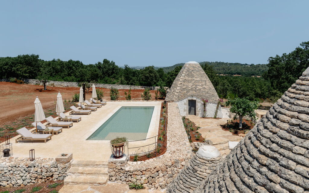 Villa la Baronessa: Activities, Building Exterior, Facilities, Kitchen, Living Room, Other Room, Outdoor, Pool, Room Detail, Spring, Summer, Wellness