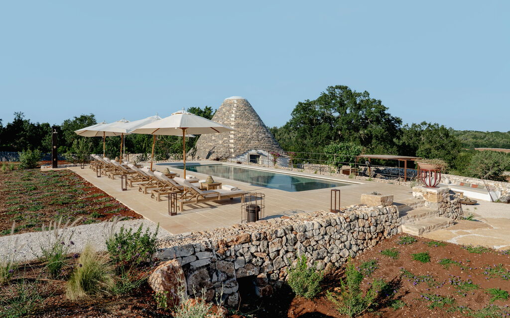 Villa la Baronessa: Activities, Building Exterior, Facilities, Kitchen, Living Room, Other Room, Outdoor, Pool, Room Detail, Spring, Summer, Wellness