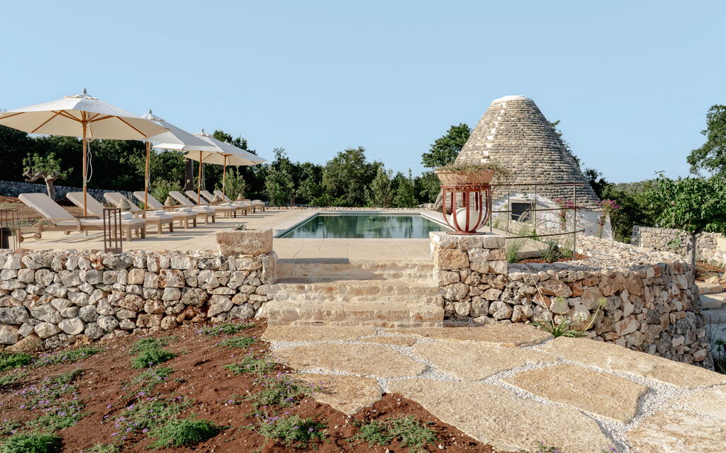 Villa la Baronessa: Activities, Building Exterior, Facilities, Kitchen, Living Room, Other Room, Outdoor, Pool, Room Detail, Spring, Summer, Wellness