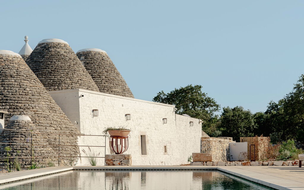 Villa la Baronessa: Activities, Building Exterior, Facilities, Kitchen, Living Room, Other Room, Outdoor, Pool, Room Detail, Spring, Summer, Wellness