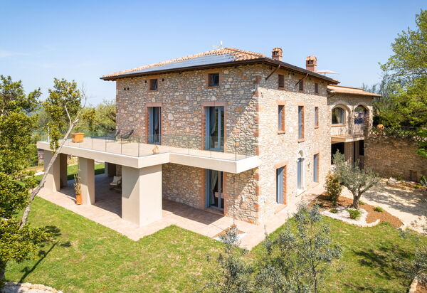 Villa Hedone Retreat: Activities, Building Exterior, Facilities, Kitchen, Outdoor, Pool, Spring, Summer, Wellness