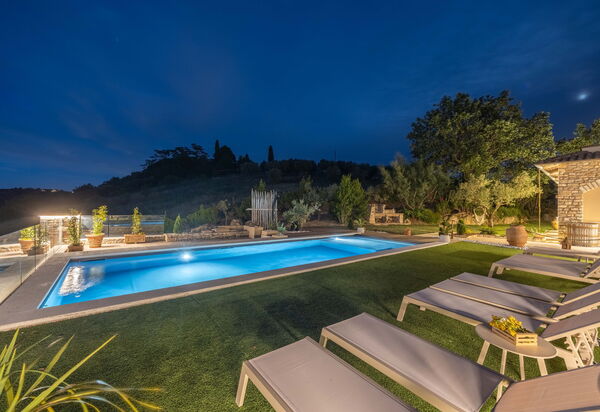 Villa Hedone Retreat: Activities, Building Exterior, Facilities, Kitchen, Outdoor, Pool, Spring, Summer, Wellness