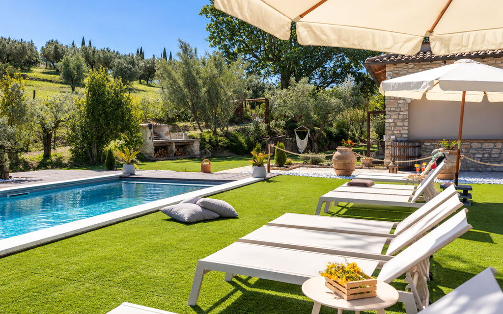 Villa Hedone Retreat: Building Exterior, Pool, Spring, Summer, Wellness