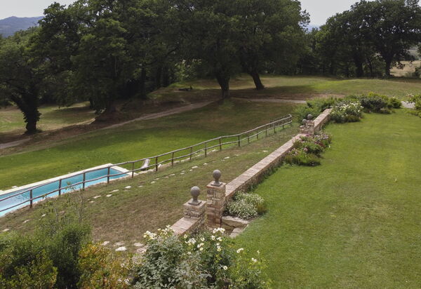 Villa Ortensia: Amenities, Building Exterior, Facilities, Garden, Pool, Spring, Summer, Wellness