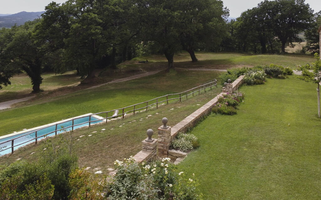Villa Ortensia: Amenities, Building Exterior, Facilities, Garden, Pool, Spring, Summer, Wellness