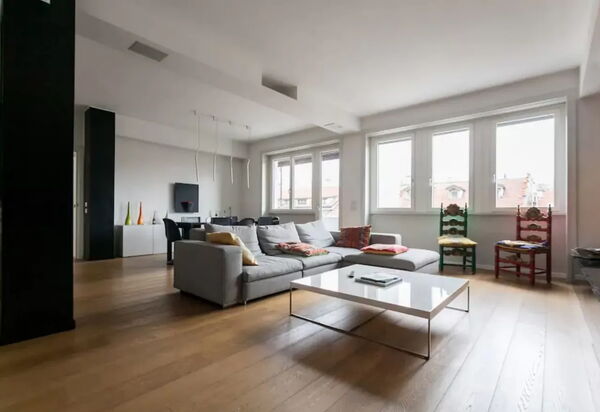 Aires Apartment