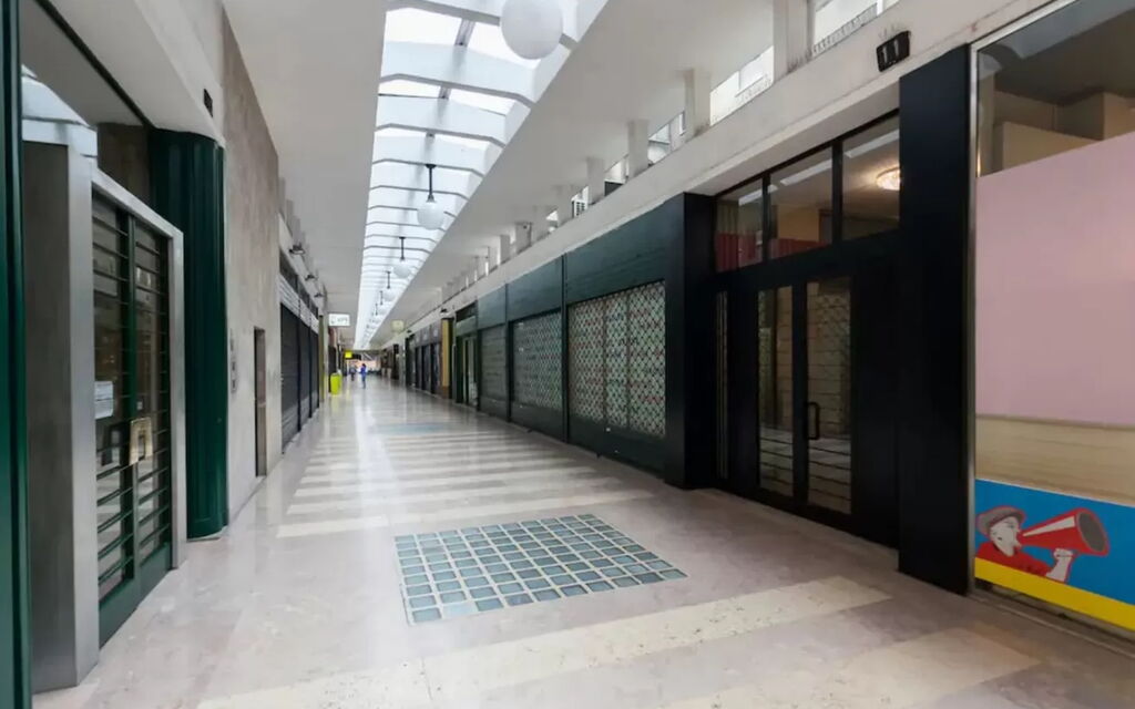 Aires Apartment: Activities, Building Exterior, Spring, Summer, Wellness