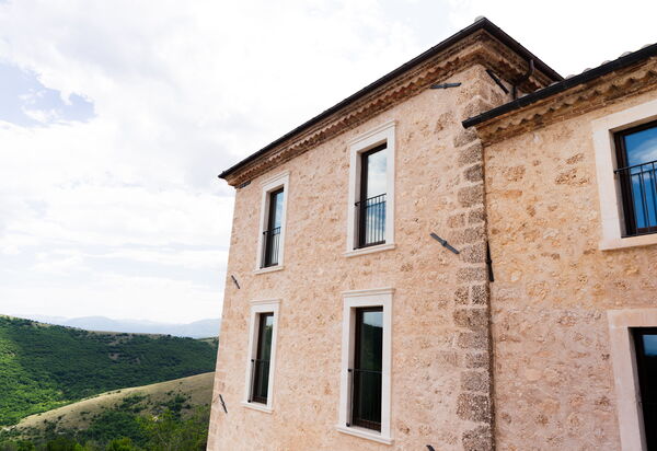 Villa Sessania: Benessere, Cibo, Entrata Principale, Estate, Esterni, Piscina, Primavera, Servizi
