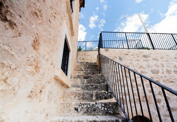 Villa Sessania: Benessere, Cibo, Entrata Principale, Estate, Esterni, Piscina, Primavera, Servizi