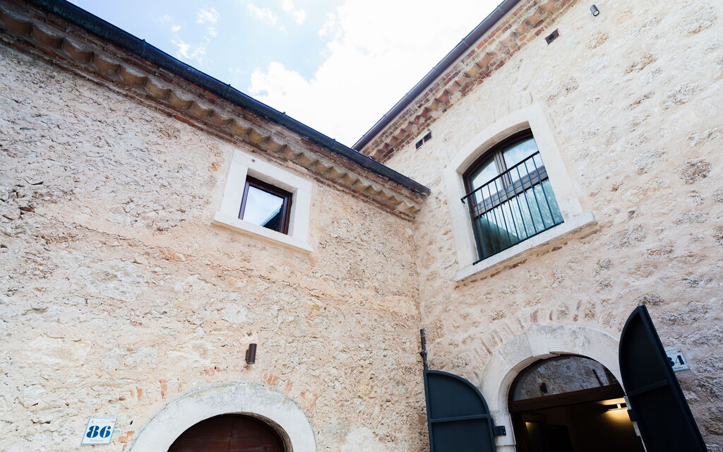 Villa Sessania: Benessere, Cibo, Entrata Principale, Estate, Esterni, Piscina, Primavera, Servizi