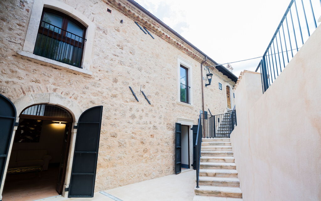 Villa Sessania: Benessere, Cibo, Entrata Principale, Estate, Esterni, Piscina, Primavera, Servizi