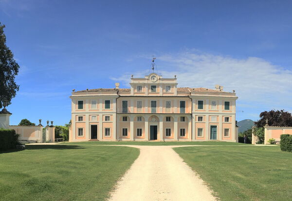 Villa Adelaide: Balcone / Terrazza / Patio, Benessere, Caratteristiche, Estate, Esterni, Giardino, Piscina, Primavera, Vista Panoramica