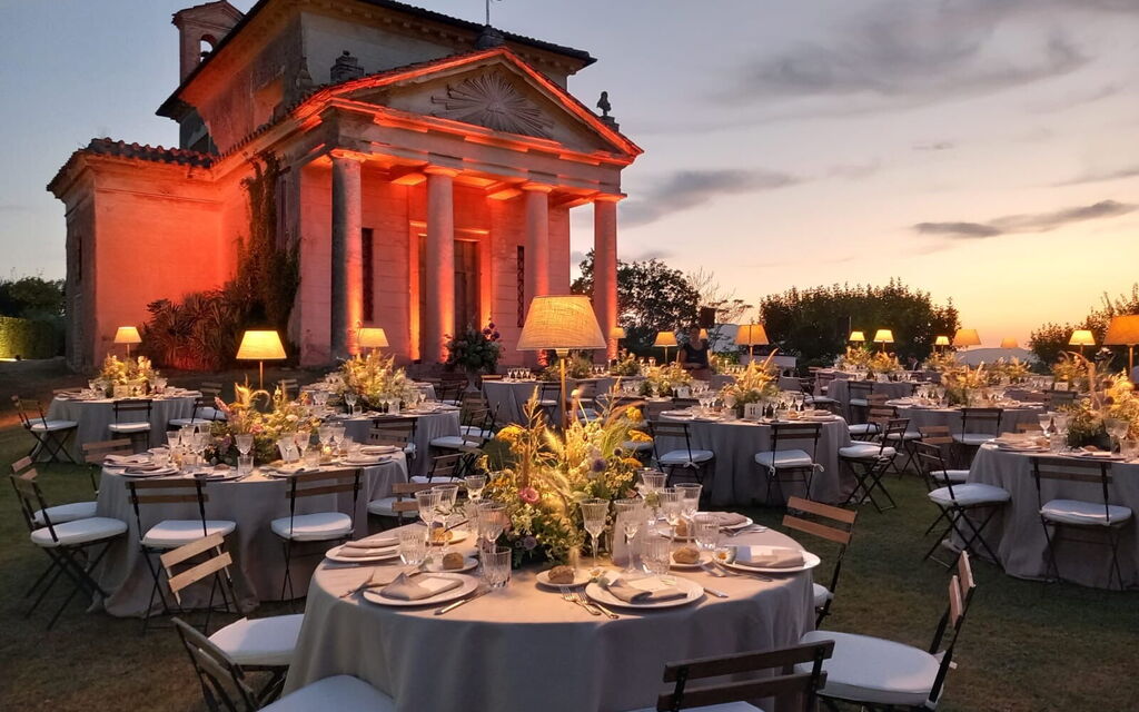 Villa Adelaide: Balcone / Terrazza / Patio, Benessere, Caratteristiche, Estate, Esterni, Giardino, Piscina, Primavera, Vista Panoramica