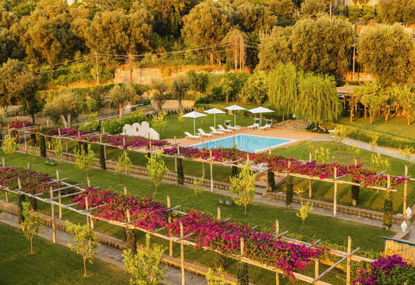 Villa Ivana: all'aperto, Caratteristiche, Estate, Esterni, Giardino, Piscina, Primavera