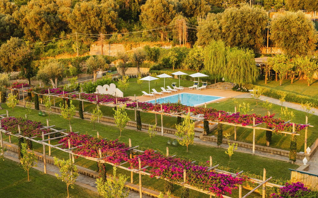 Villa Ivana: all'aperto, Caratteristiche, Estate, Esterni, Giardino, Piscina, Primavera