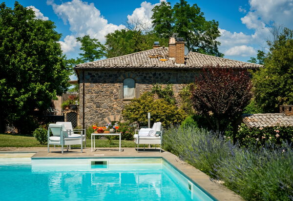 Villa Stella: all'aperto, Balcone / Terrazza / Patio, Benessere, Caratteristiche, Entrata Principale, Estate, Giardino, Piscina, Primavera